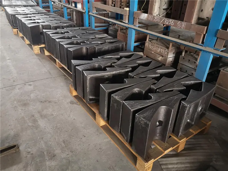 Wear resistant liners104z9i